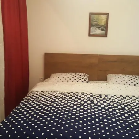 Casa vacanze Vikendica Ahatovici 2 *