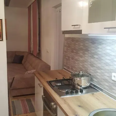 Vikendica Ahatovici 2 * Sarajevo