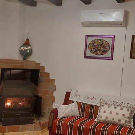 Vikendica Ahatovici 2 Сasa de vacaciones